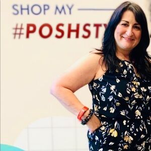 Meet your Posher, Deborah